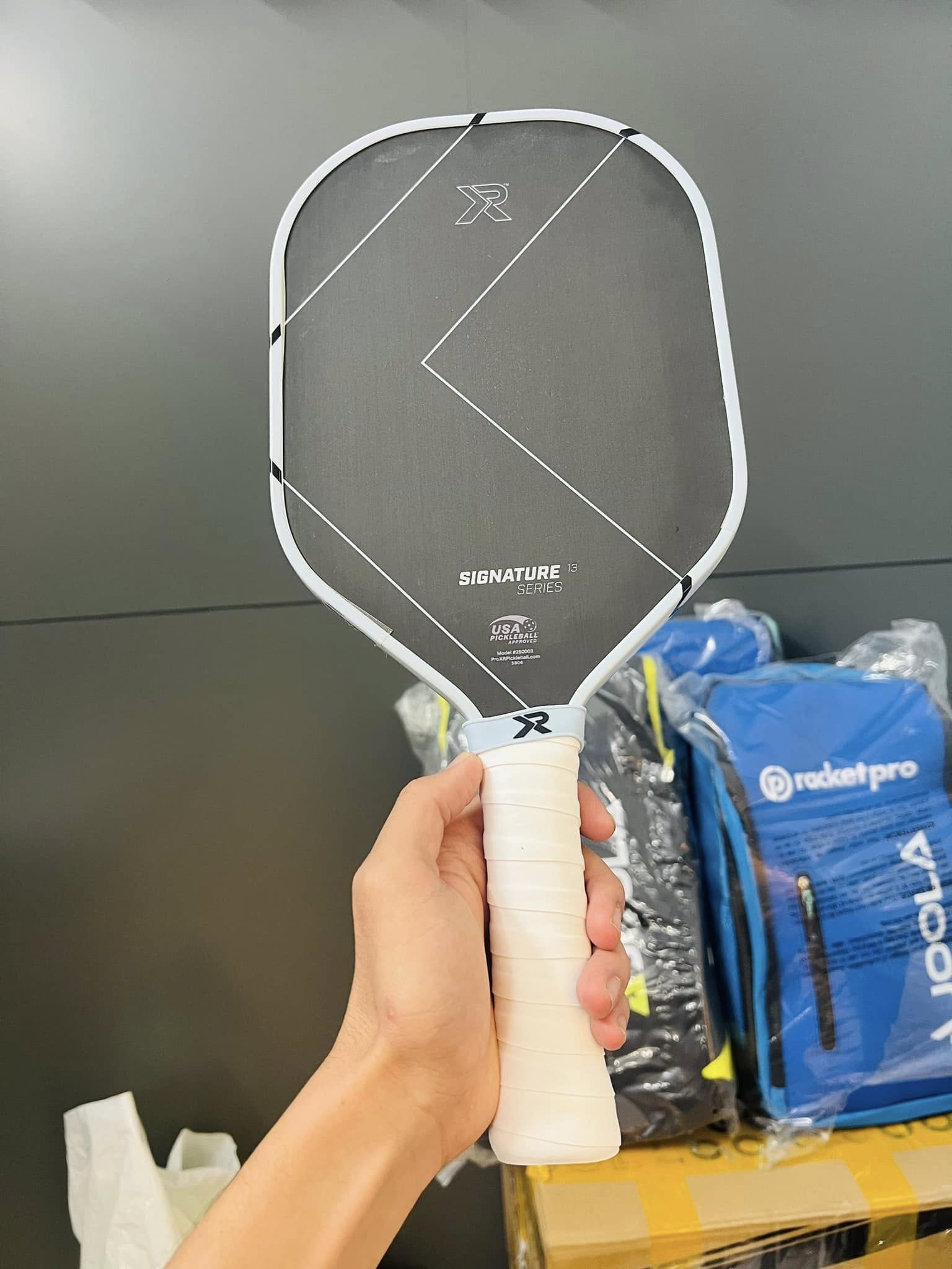 Thanh lý cây Pro XR của Mỹ còn rất đẹp, mới đánh được 3 tuần