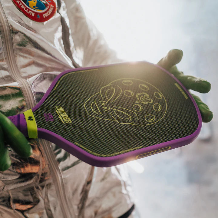 Bread & Butter The Invader Pickleball Racket