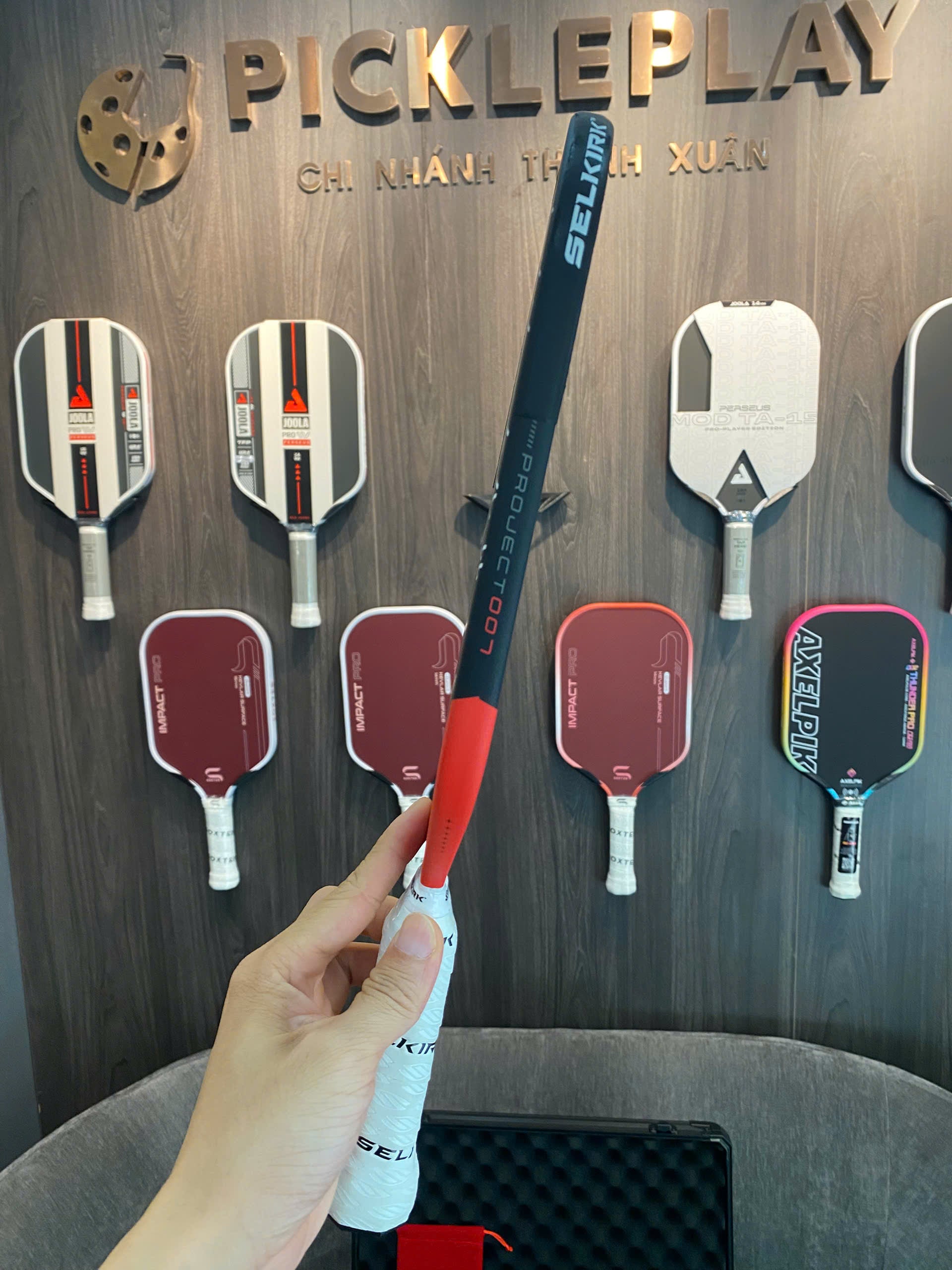 Thanh lý Selkirk LABS 007 mới 90%, vali full phụ kiện