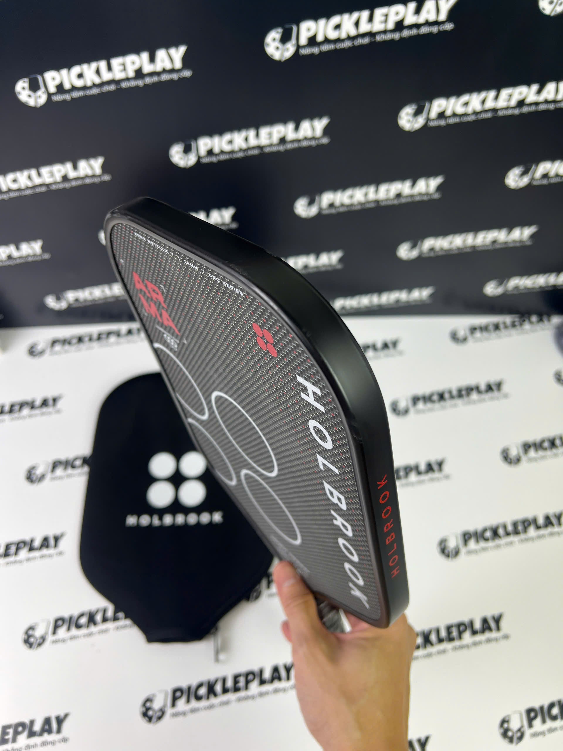 Thanh lý Holbrook ARMA Metallic T mới 90%