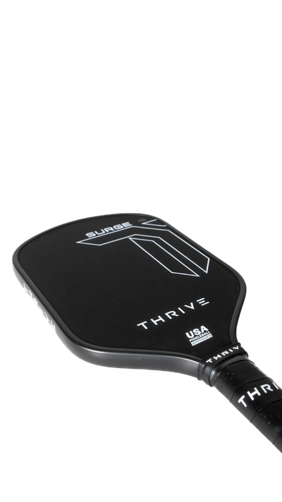 Pickleball Thrive Blackout 16 racket